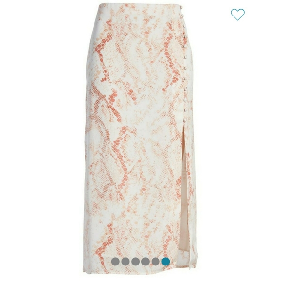 Cupcakes and Cashmere skirt - Picture 6 of 6